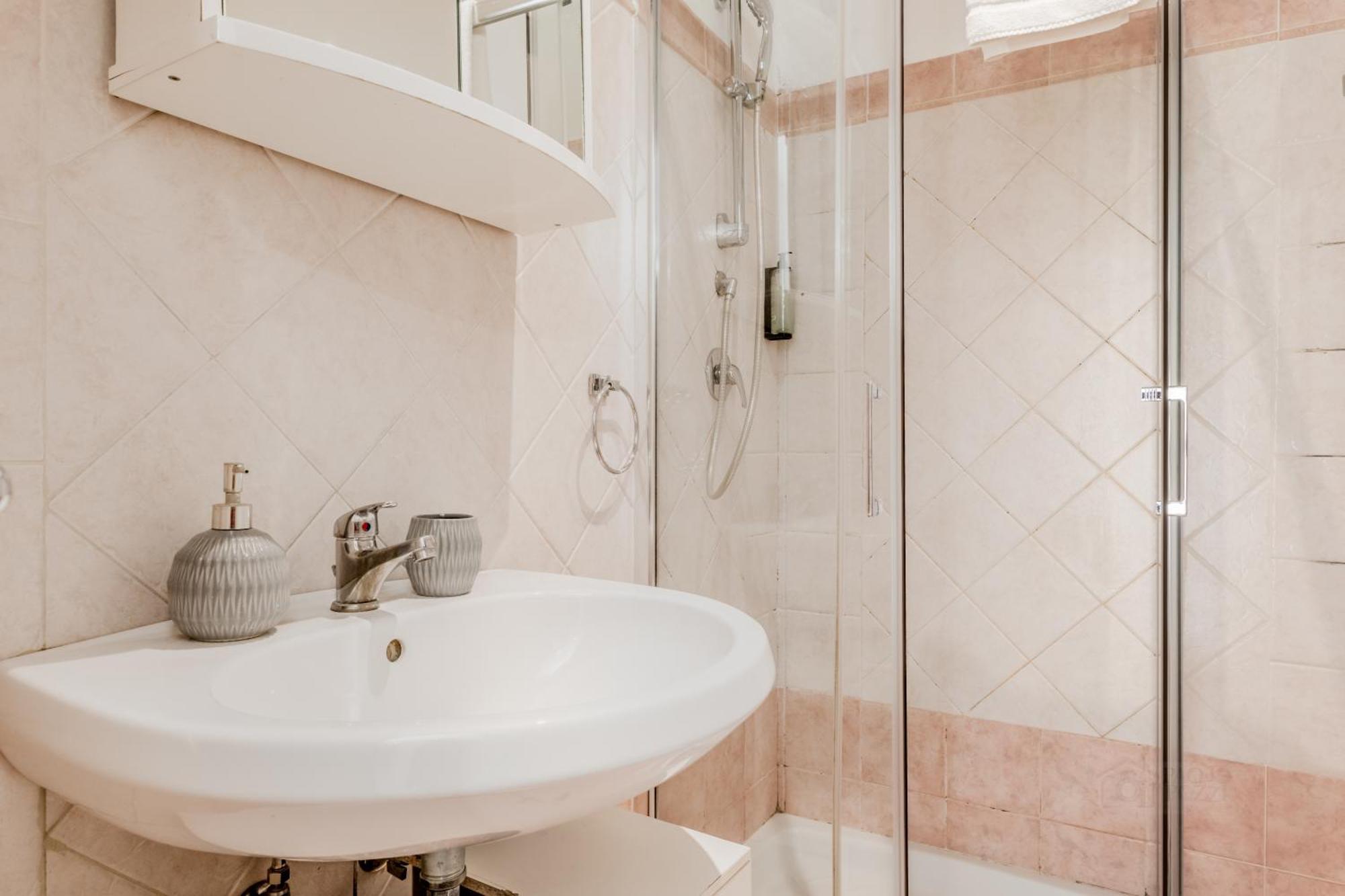 Ariana Luxury Guest House Rome Exterior photo