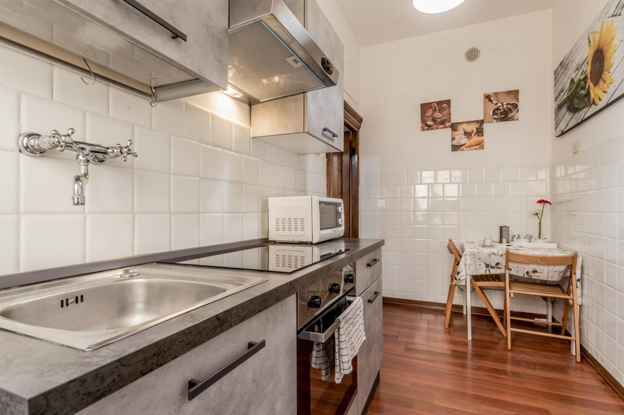 Ariana Luxury Guest House Rome Exterior photo